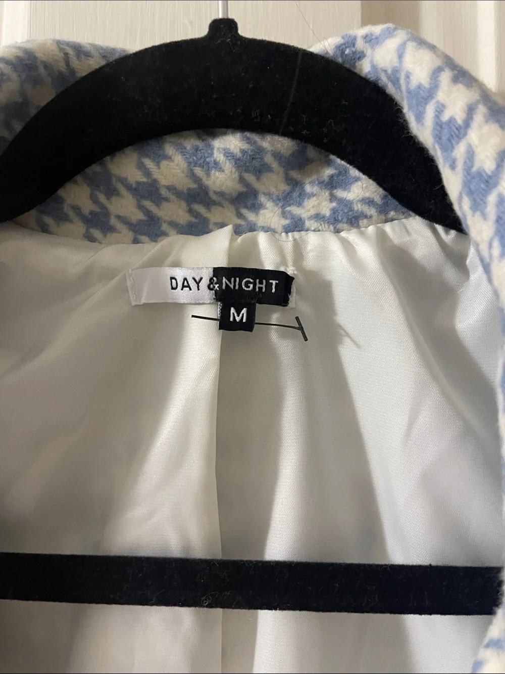 Cropped Houndstooth Blazer Jacket in Light Blue and White - Picture 2 of 6